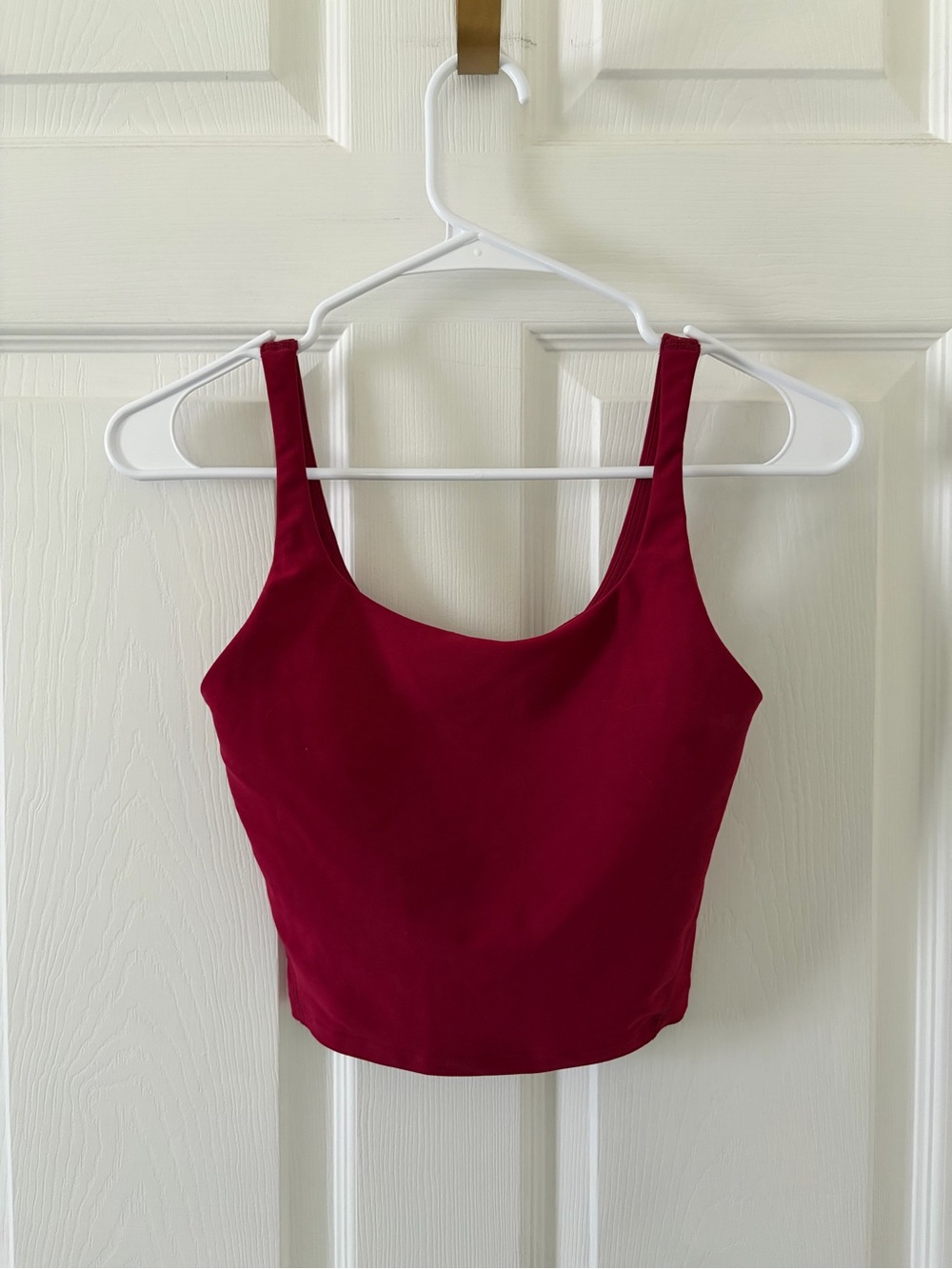 Old Navy Active Powersoft Women’s Scoop Neck Cropped Tank Top